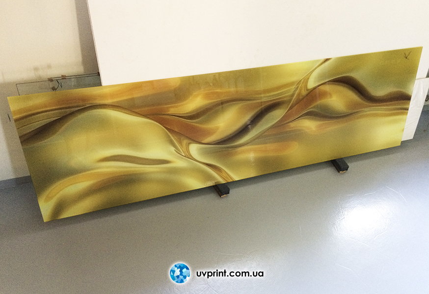glass-panel-golden-canvas